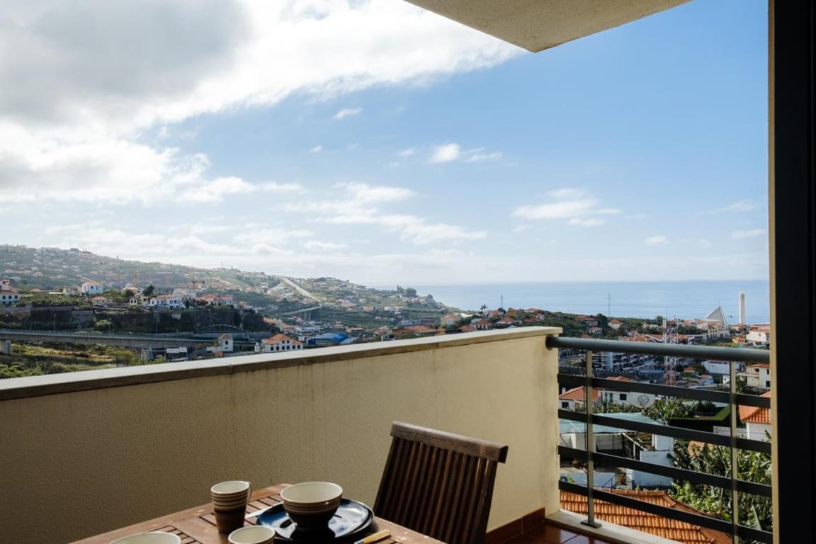 Apartamento Guestready - Serene Escape In Câmara de Lobos Exterior foto