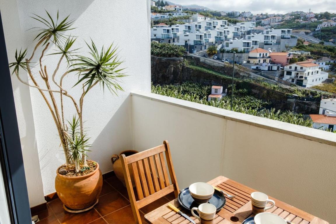 Apartamento Guestready - Serene Escape In Câmara de Lobos Exterior foto