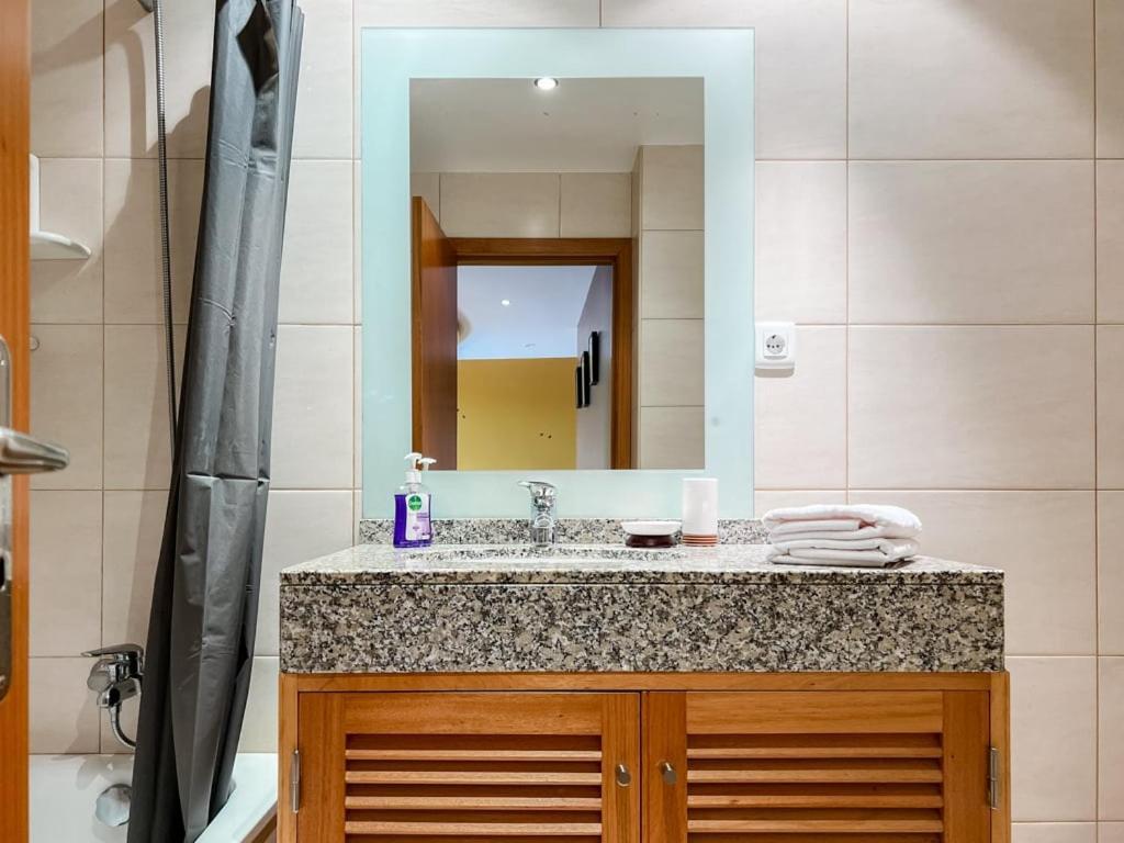 Apartamento Guestready - Serene Escape In Câmara de Lobos Exterior foto